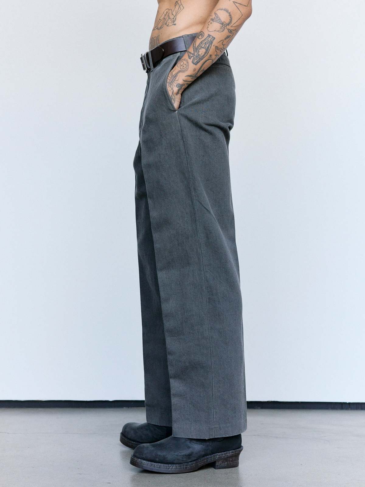 Taiga Takahashi LOT.221 Sumi Cotton Field Trousers - Image 3 of 8