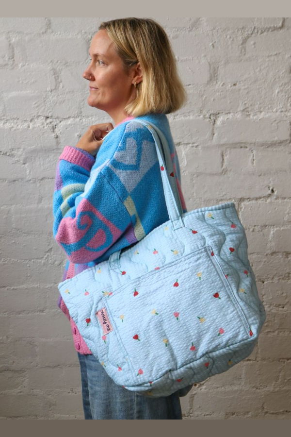 Mosey Me Forget Me Not Quilted Bag