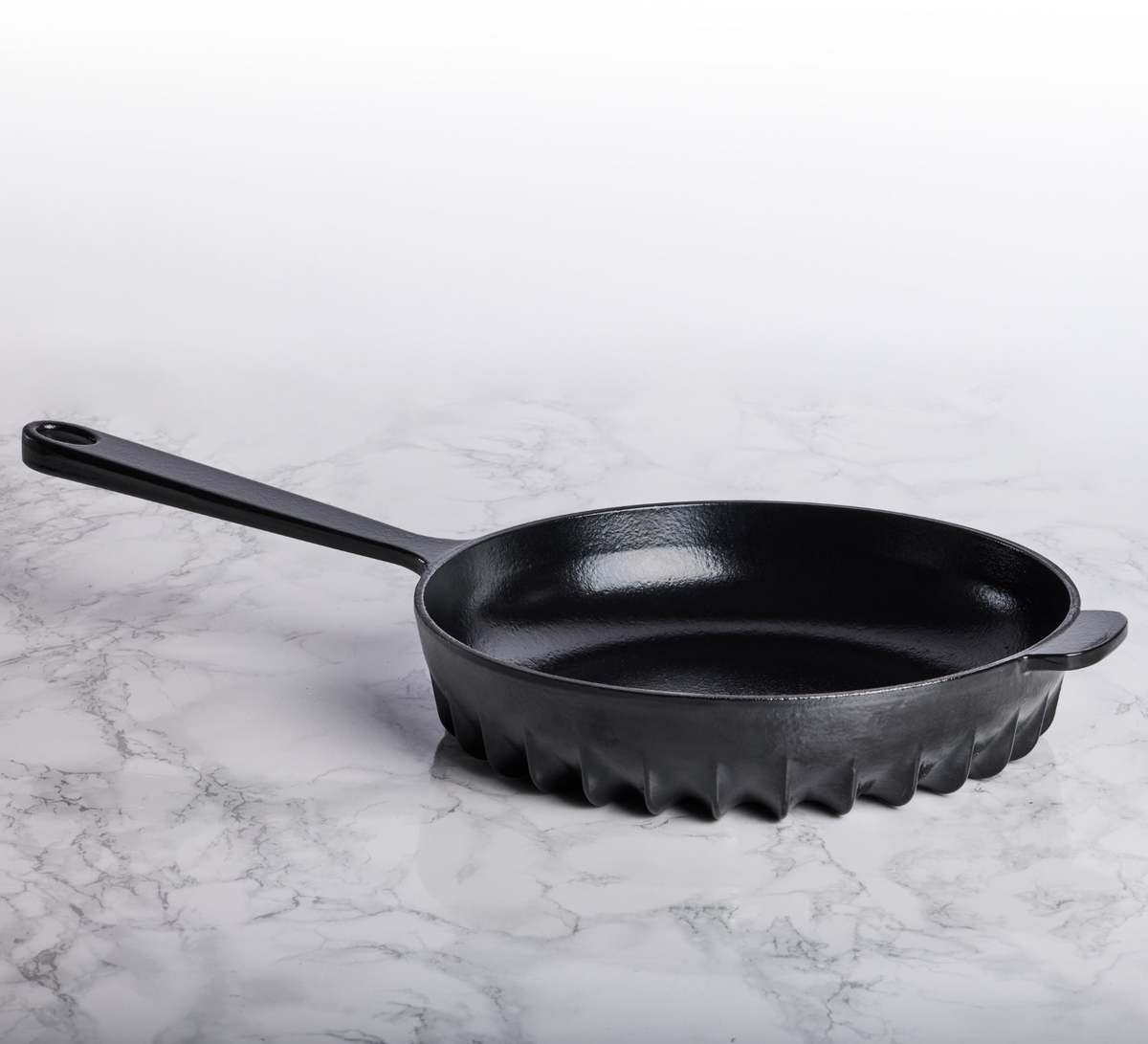 FIREUP Cookware Rapid Heat Enameled Cast Iron Frying Pan with Lid, 10 In. - Caviar Black - Image 5 of 20