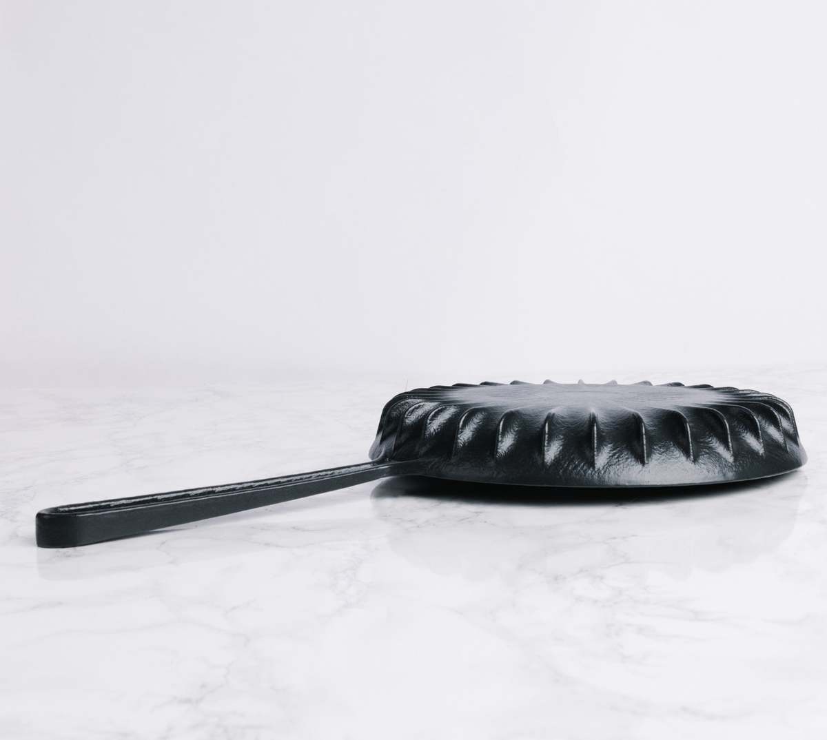 FIREUP Cookware Rapid Heat Enameled Cast Iron Frying Pan with Lid, 10 In. - Caviar Black - Image 6 of 20