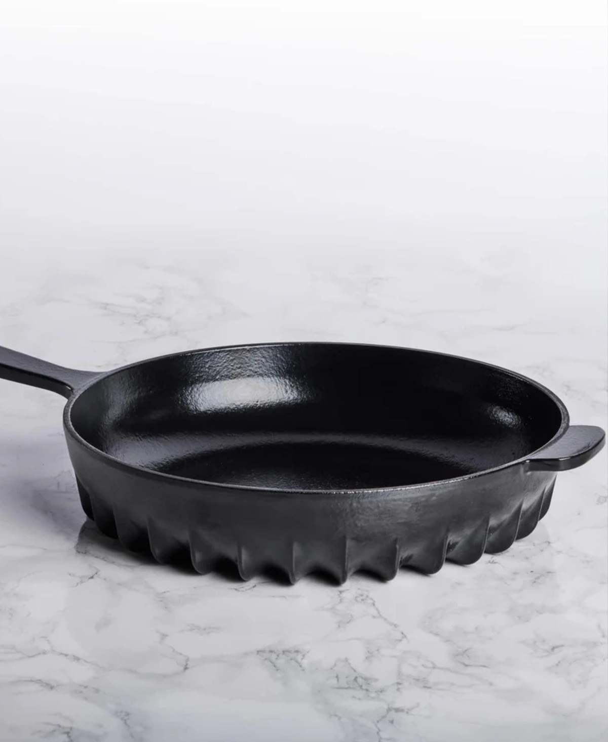 FIREUP Cookware Rapid Heat Enameled Cast Iron Frying Pan with Lid, 10 In. - Caviar Black - Image 7 of 20