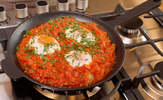 FIREUP Cookware Rapid Heat Enameled Cast Iron Frying Pan with Lid, 10 In. - Caviar Black - Thumbnail 11