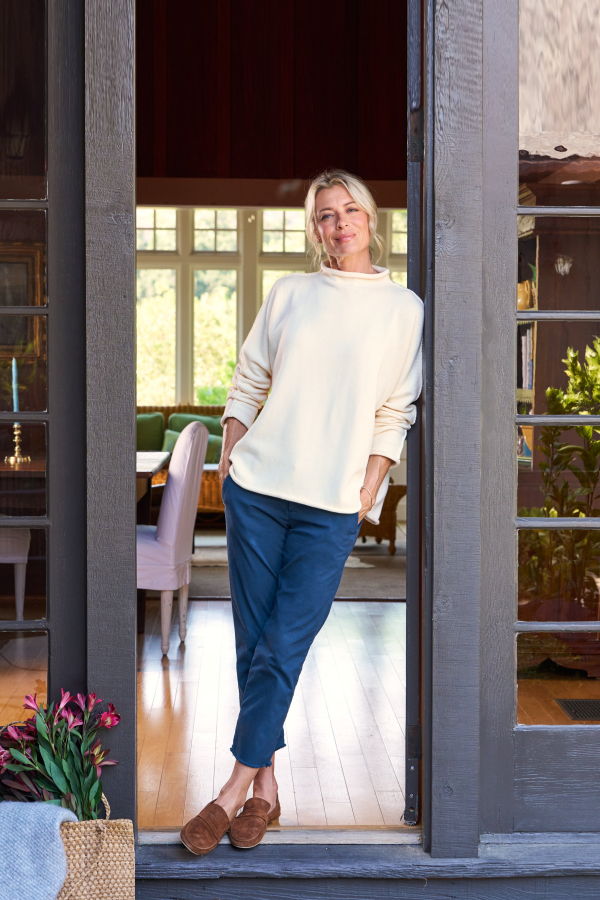Frank & Eileen Wicklow Cropped Chino Pants