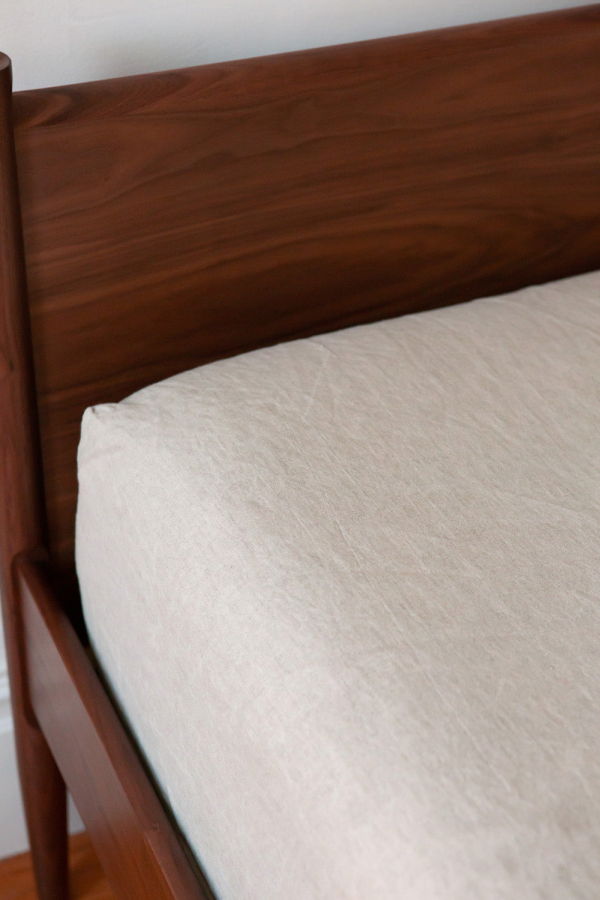 Erica Tanov Linen Fitted Sheet - Natural
