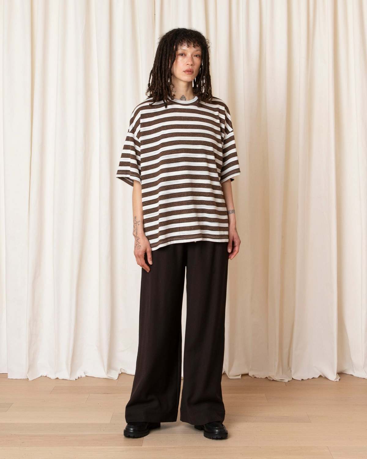 Ali Golden Oversized T-Shirt - Image 3 of 6