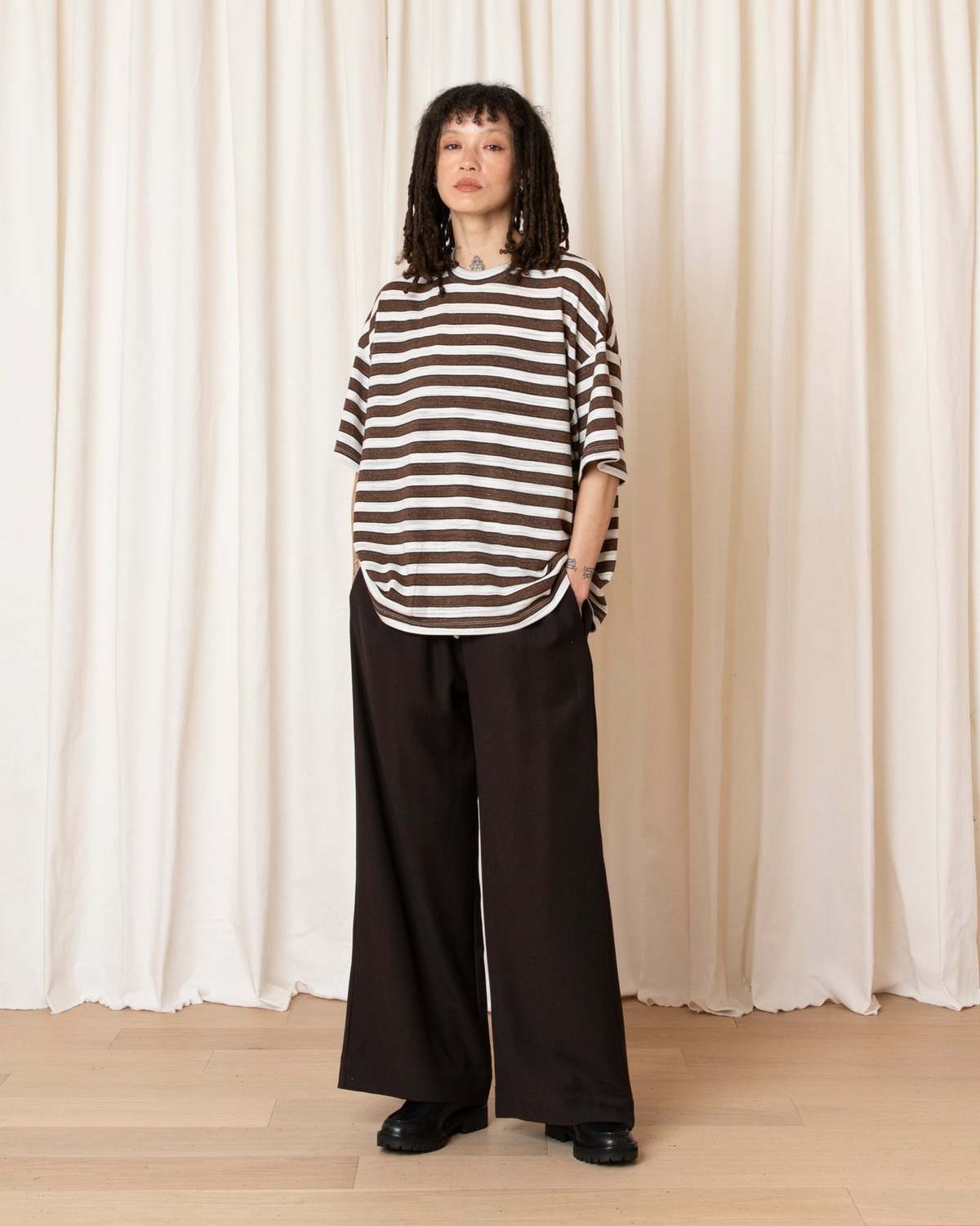 Ali Golden Oversized T-Shirt - Image 4 of 6