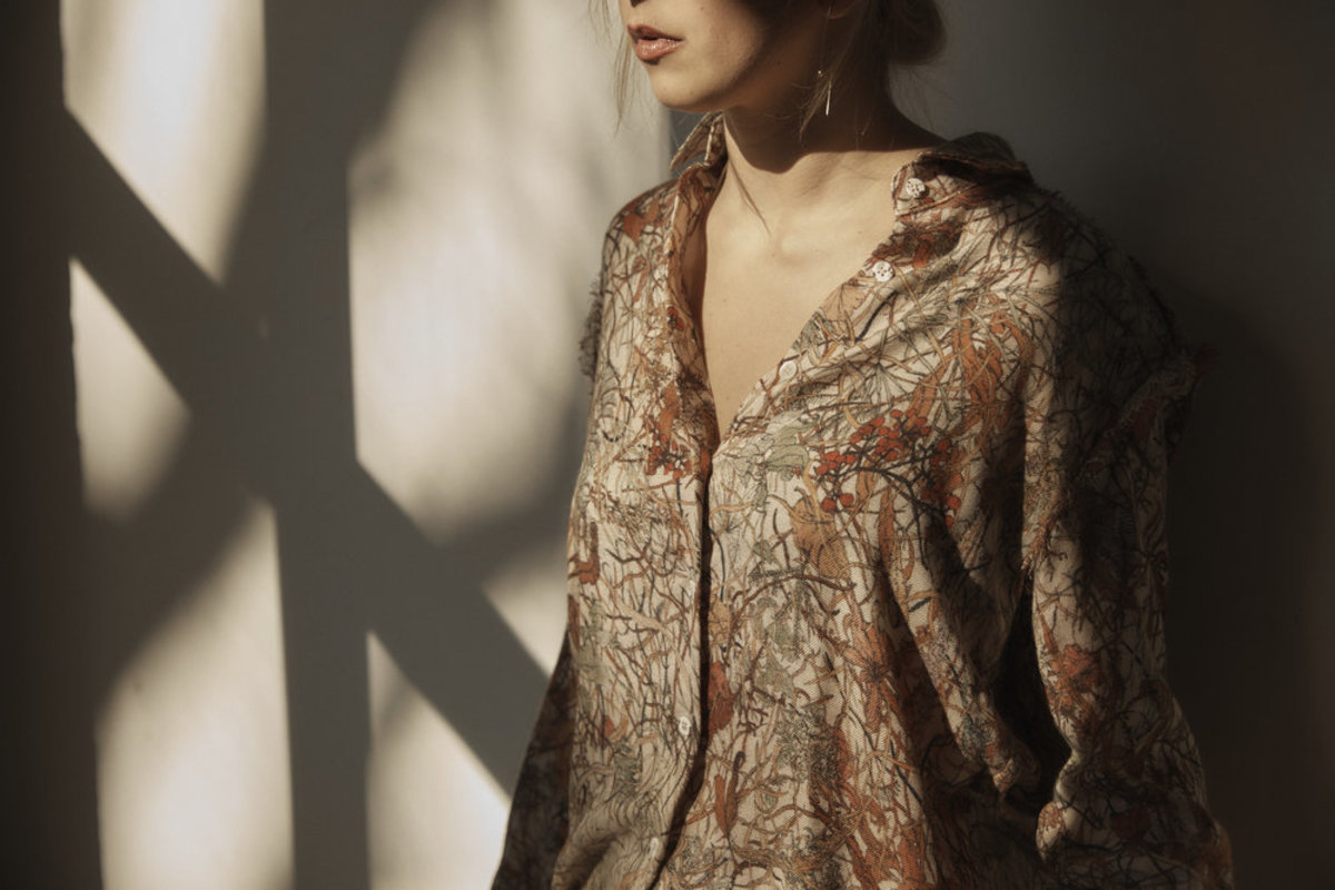 Annie Hamilton OVERSIZED SHIRT - WINTER - Image 8 of 11