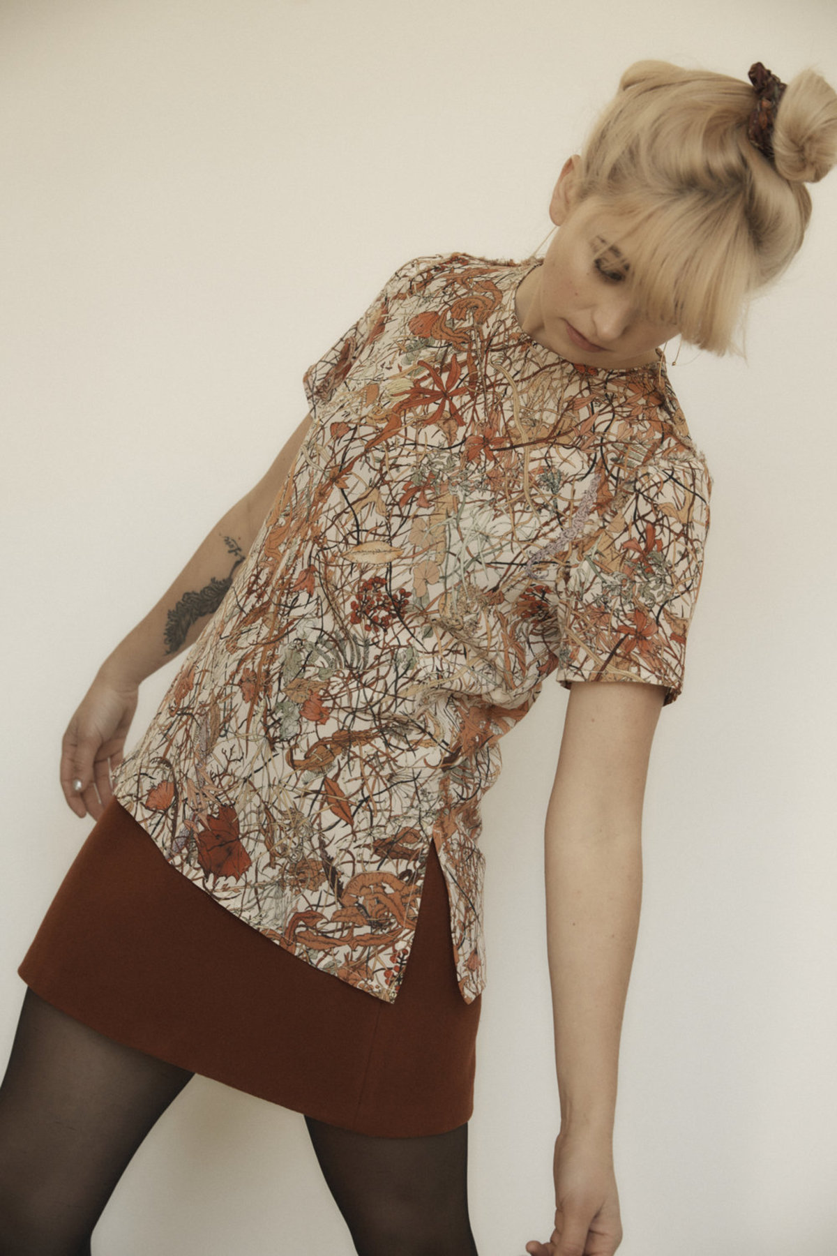 Annie Hamilton CLASSIC TEE - WINTER - Image 8 of 10