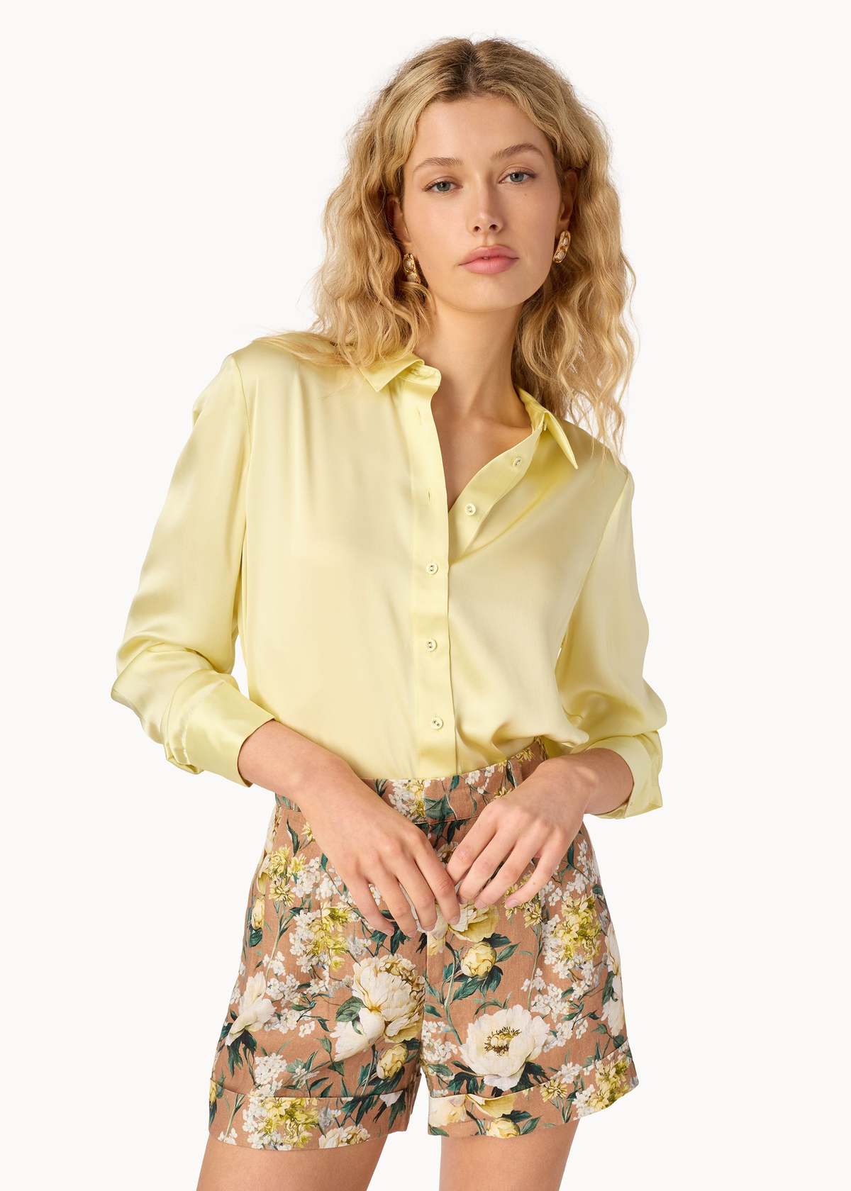 Cami NYC Ravi Linen Short - Morning Flourish - Image 4 of 7