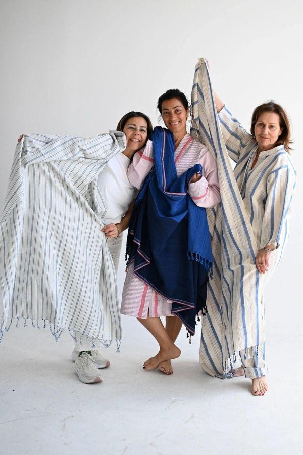 Home & Loft Blue Thin Stripe Cape Towel