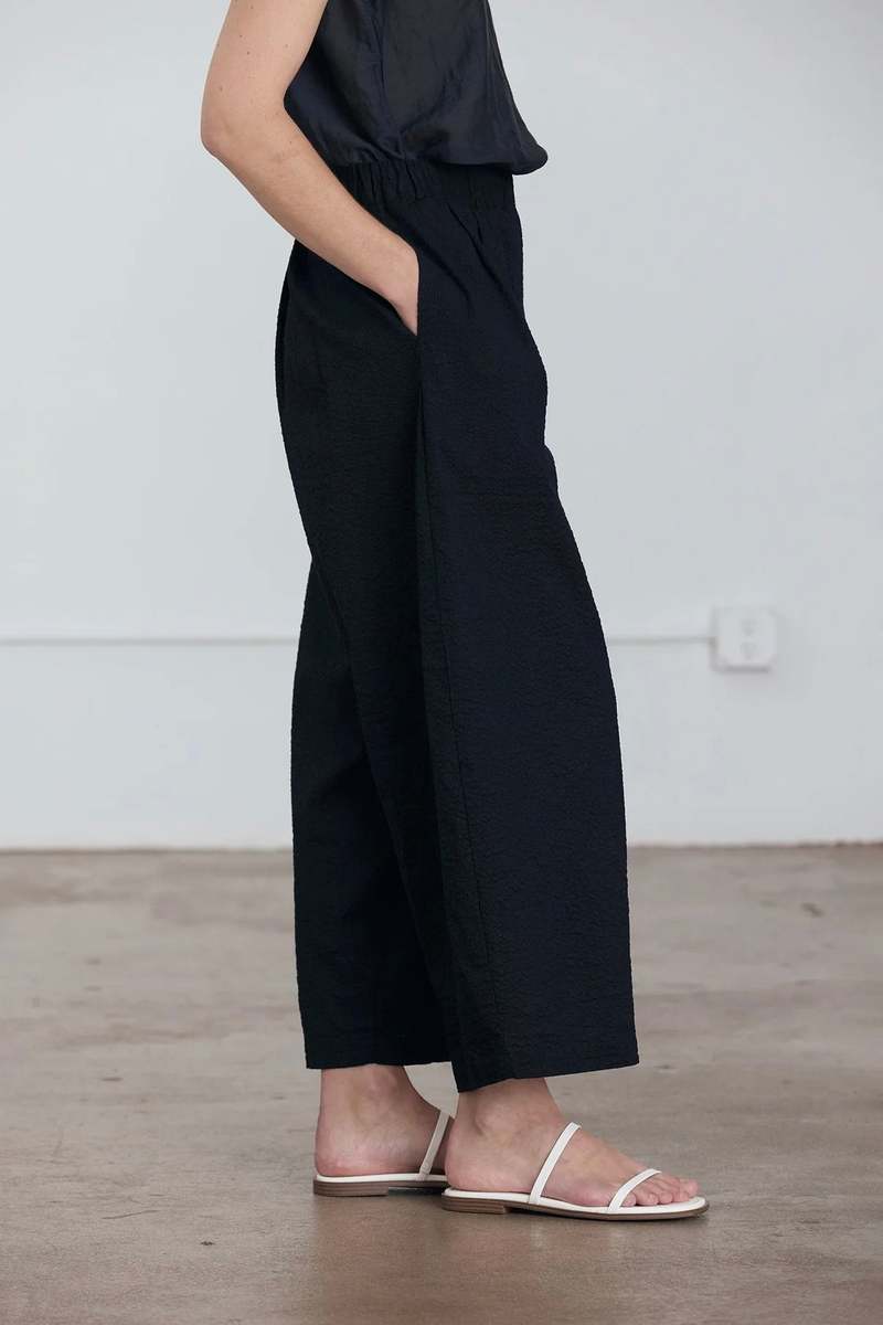 Black Crane Wide Pants