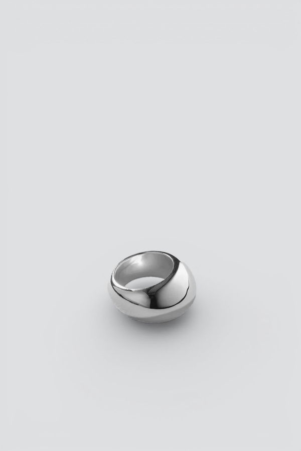 Annika Inez Silver Gentle Slope Ring