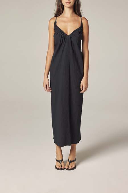 slim fit dress slacks Doe Dress Black / 6. / Organic Crisp main image 1