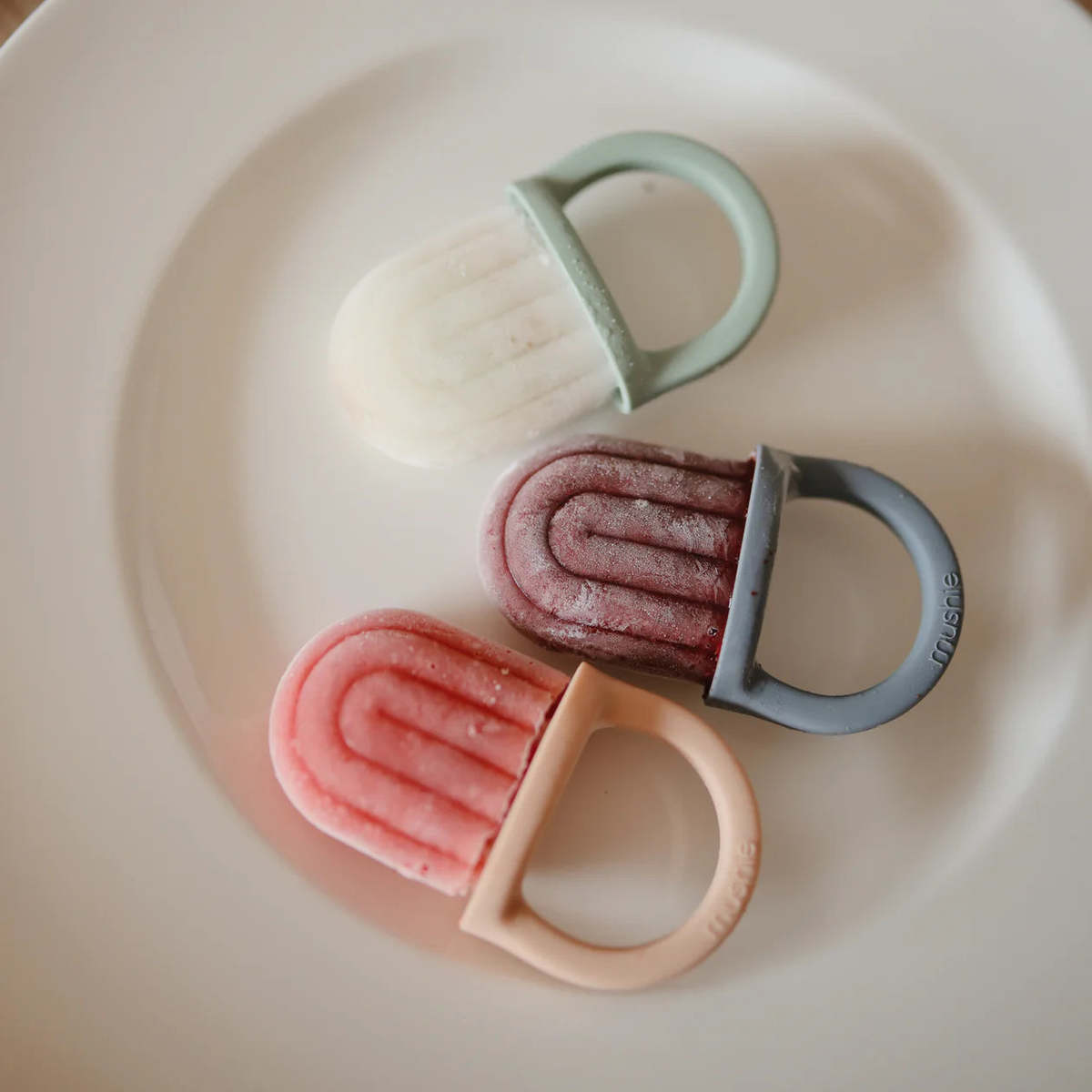 Mushie Silicone Toddler Ice Pop Tray - Image 4 of 4