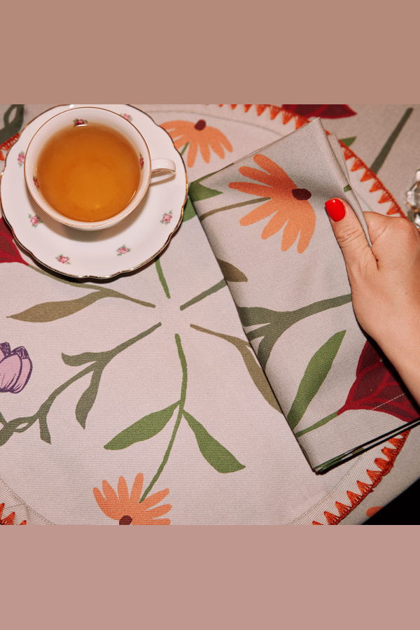 Sophie Williamson Design 6 Napkins Picnic on the Meadow Offcut Version Napkins
