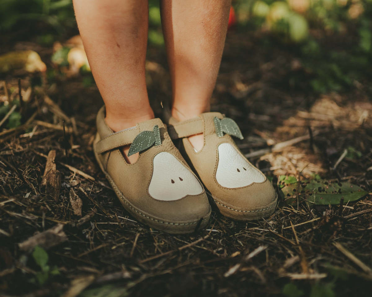 KIDS Donsje Qowi Pear Shoes - Sage Betting Leather - Image 2 of 6