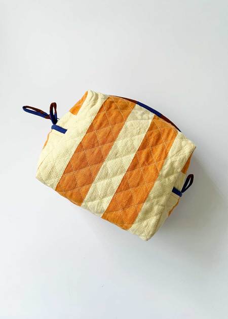 新品 ERNEST W. BAKER PRESENT COIN POUCH ERNEST W.BAKER】UNFOLLOW別注PRESENT COIN POUCH PRESENT BROOCH2022