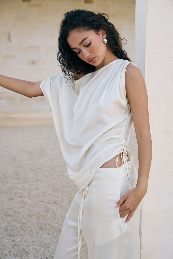 BAHHGOOSE Off Shoulder Top