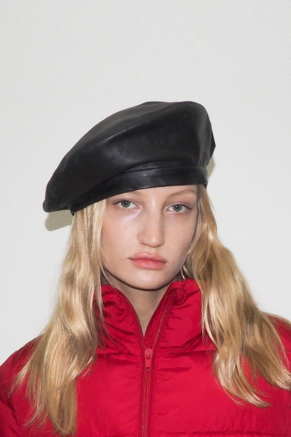 Clyde Lambskin Beret - Black