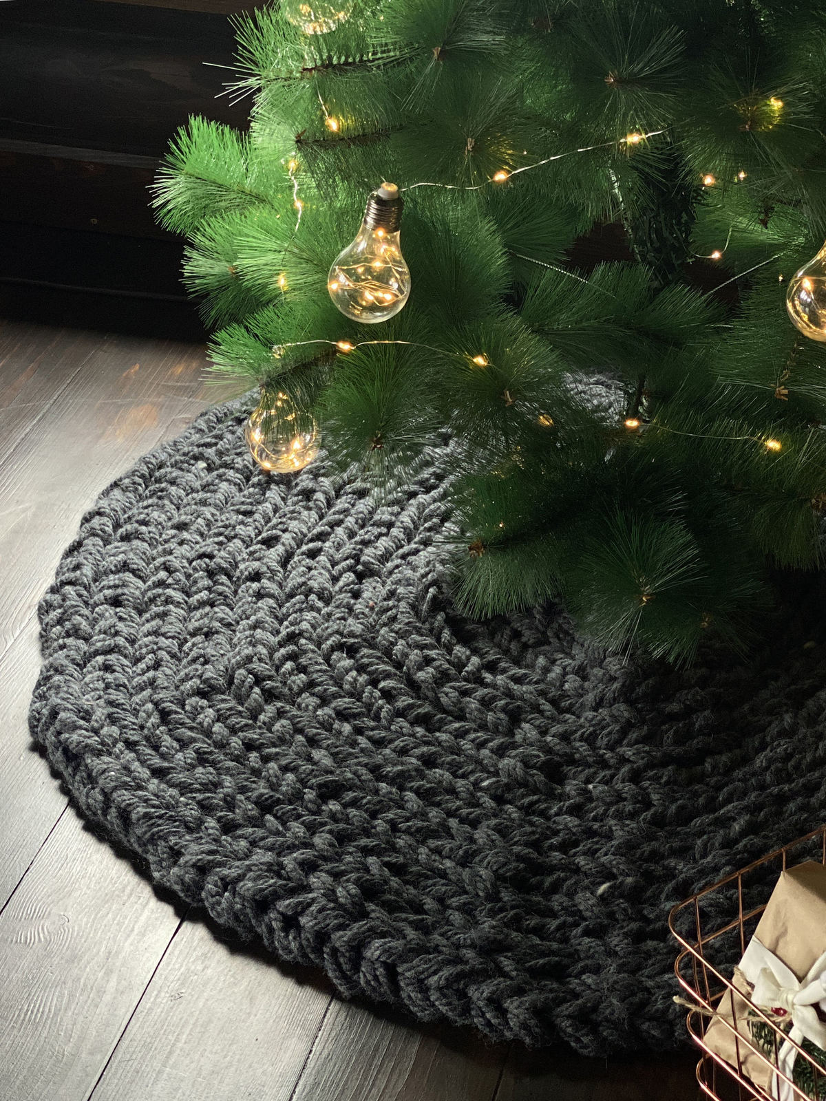 Anzy Home Chunky-Knitted Christmas Tree Skirt - Grey - Image 2 of 10