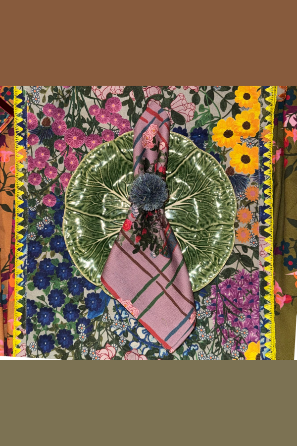 Sophie Williamson Design Pré Fleuri Table Runner