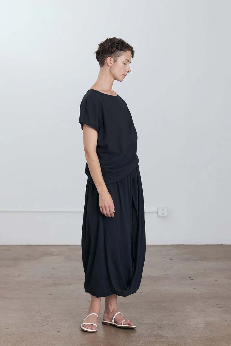 Black Crane Greek Column Skirt
