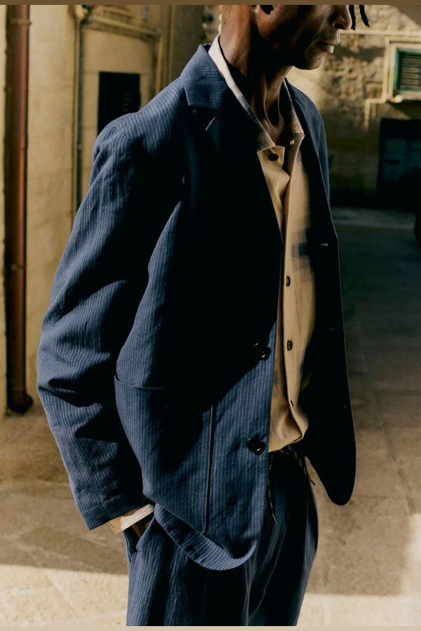 TOAST Running Stitch Blazer - Navy/Fawn