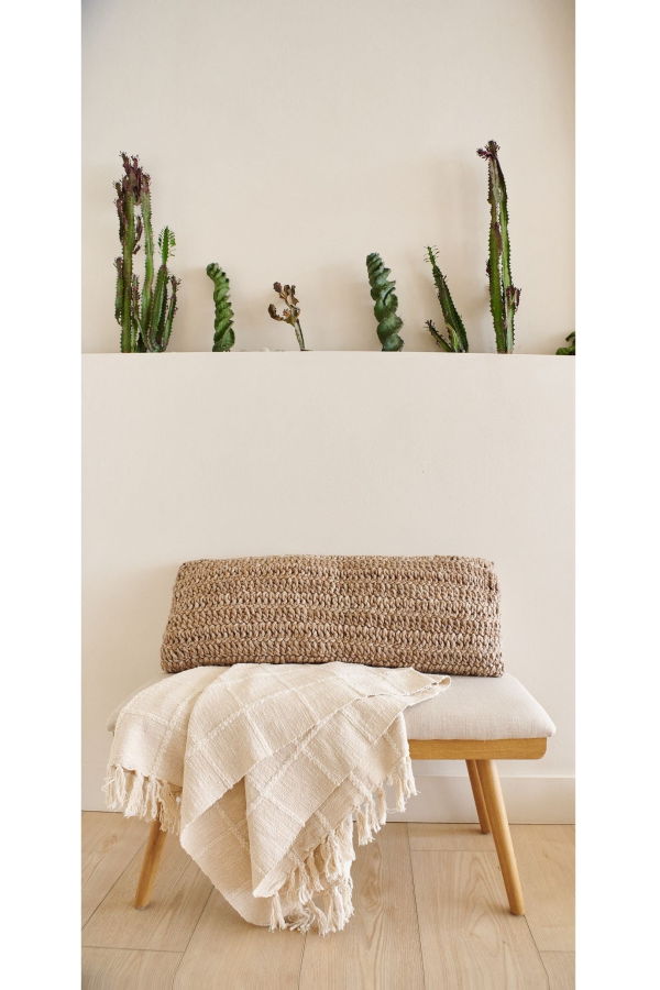 Variously Sea Shell Throw - White