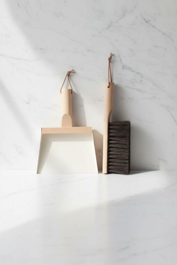 Be Home Andree Jardin "Mr & Mrs Clynk" Hand Brush, Dustpan and Wall Hooks Cleaning Set