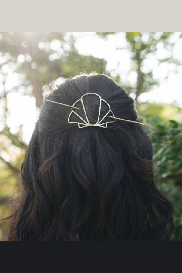 Matr Boomie Arnava Shell Hair Pin Slide With Stick