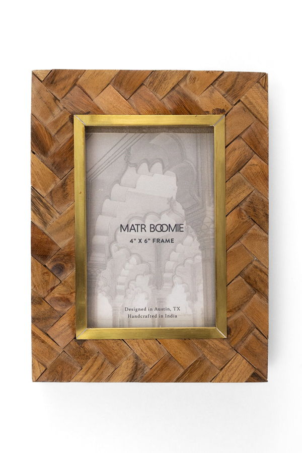 Matr Boomie Basu 4x6 Picture Frame - Carved Wood, Brass Inlay