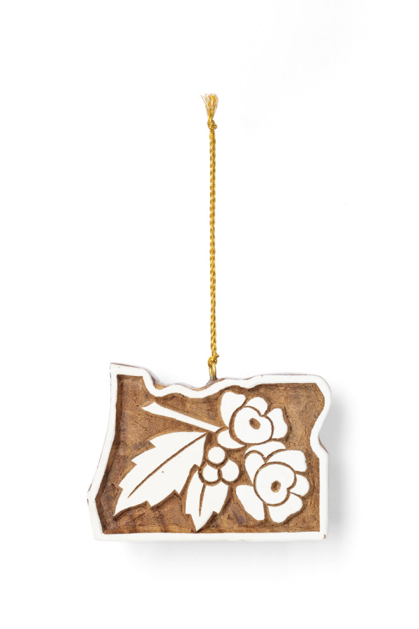 Matr Boomie Oregon State Grape Hand Carved State Flower Ornament