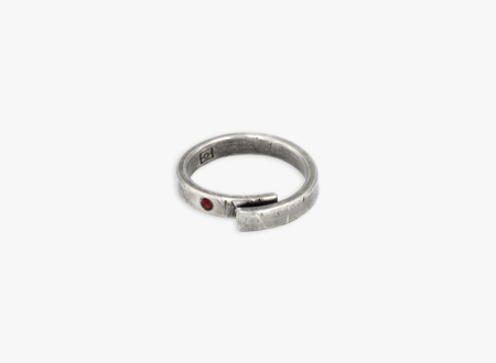 Tom Wood Peaky Ring - Blue Lapis | Garmentory