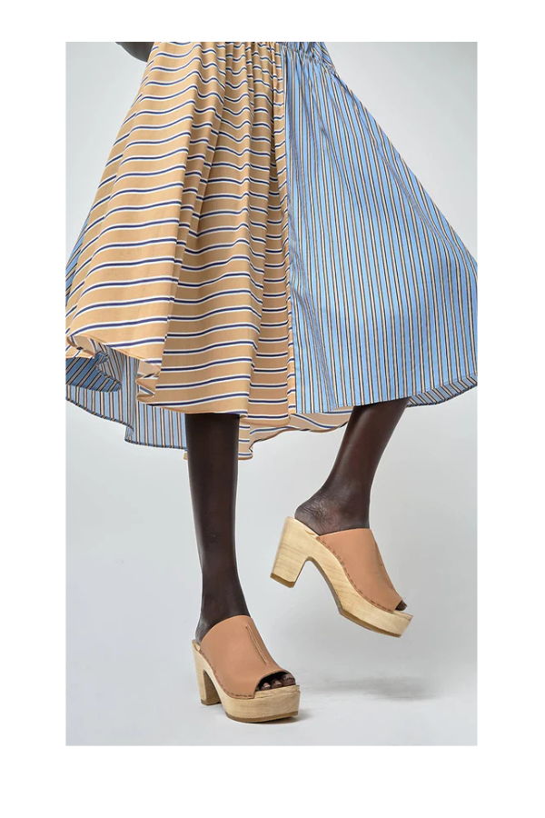 No.6 Front Seam Slide Clog on Platform Base