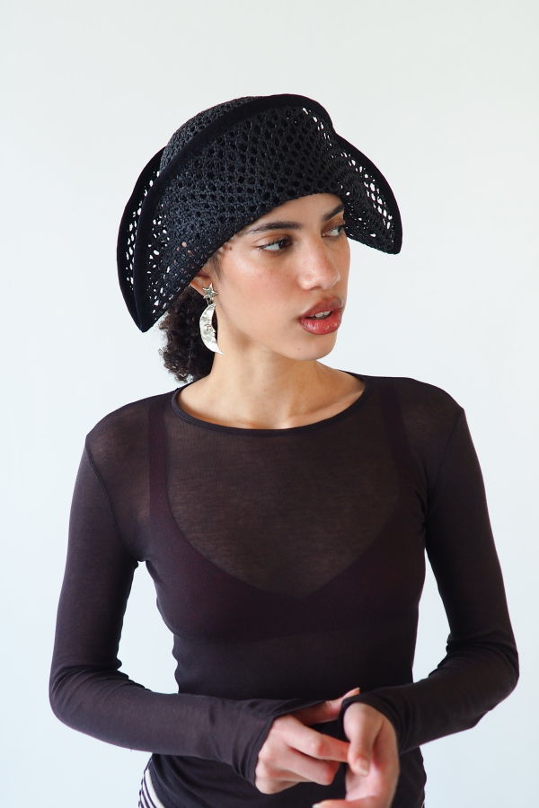 Clyde Bicorn Hat - Black