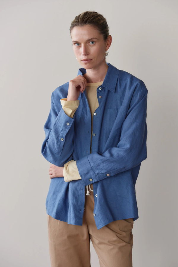 Donni. The Linen Relaxed Shirt - Lapis