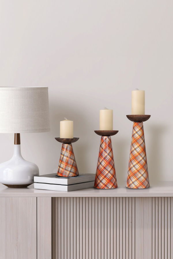 Mela Artisans Plaid Pillar Candleholder Set
