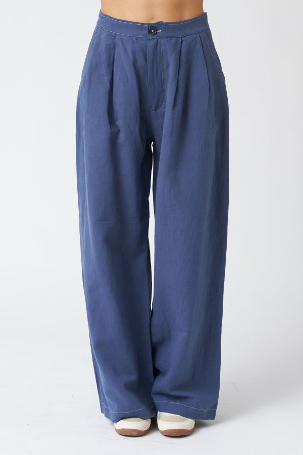 Allison Wonderland Whistler Pant