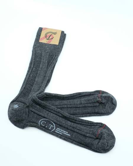 Fear of God 7TH COLLECTION SOCKS IN Grey | Garmentory
