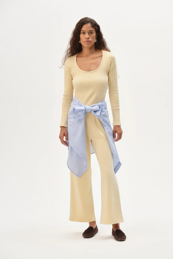 Donni. The Baby Rib Scallop Pant - Butter