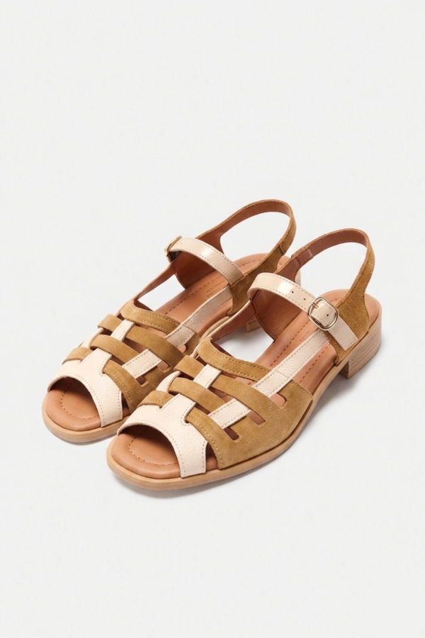 Naguisa Manto Sandals