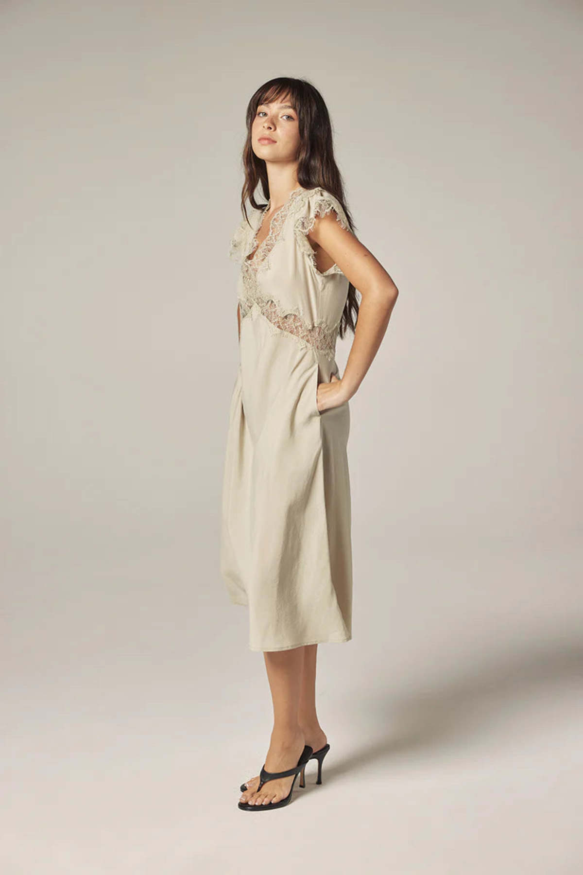 amente Lace Tencel Dress - Image 3 of 5