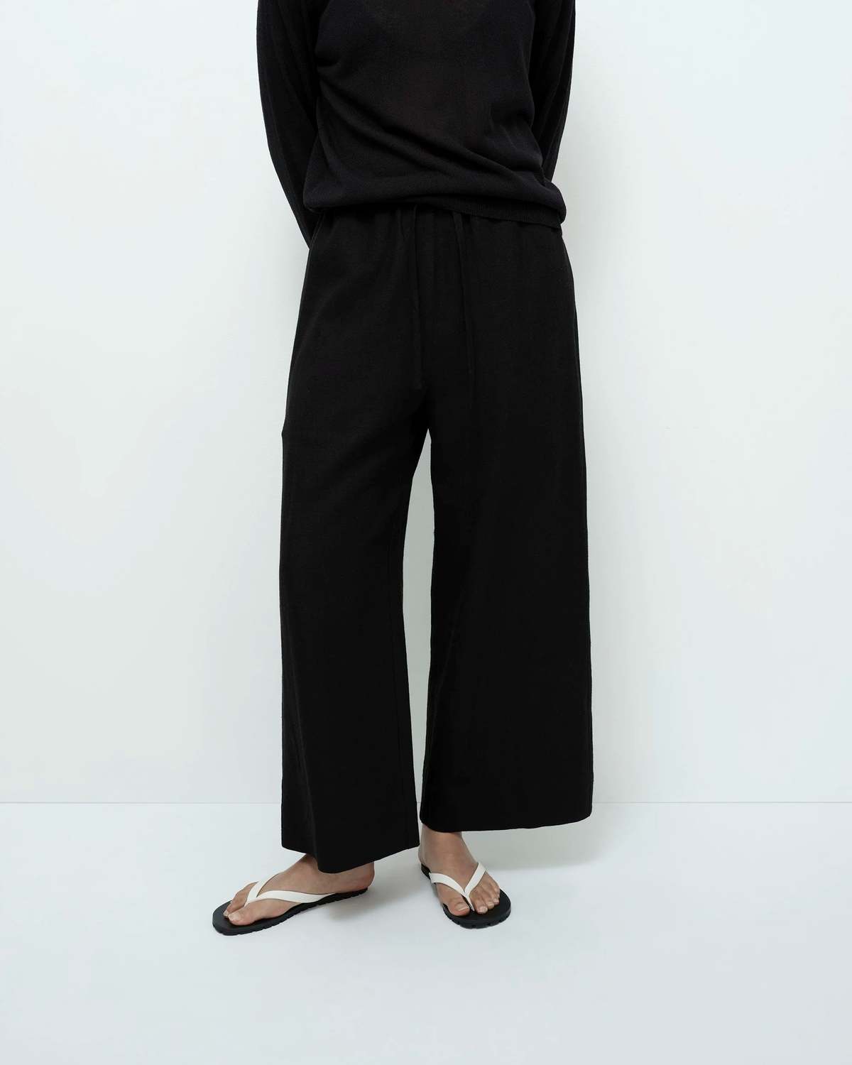 Mijeong Park Linen Blend Cropped Pants - Image 5 of 5
