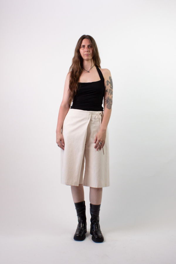 PROCHE Apron Front Capri Shorts