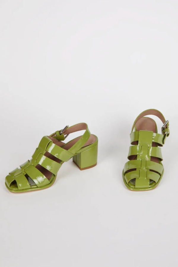 INTENTIONALLY __________. July Fisherman Heel