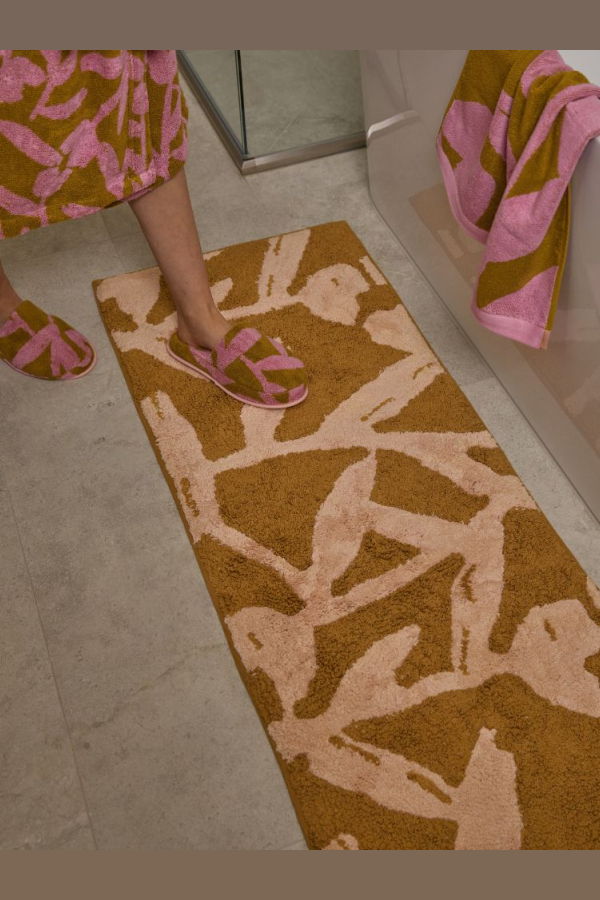 Mosey Me Abstract Bath Runner