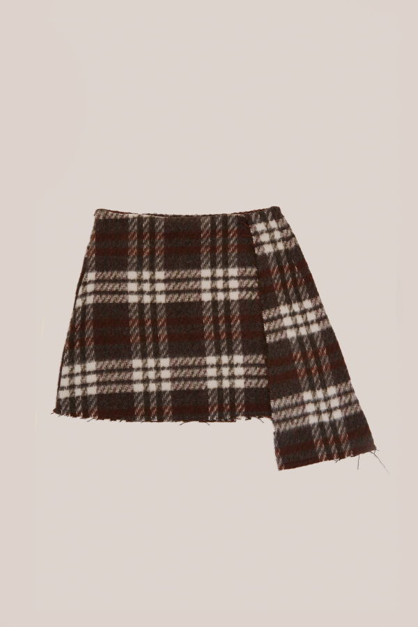 Carmensays Barefoot Plaid Mini Skirt