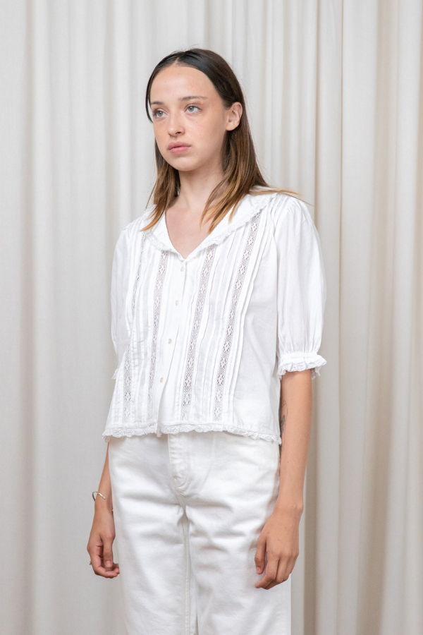 Skall White Magnolia Short Sleeve Blouse