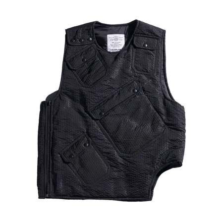 and wander Field Vest - Black | Garmentory