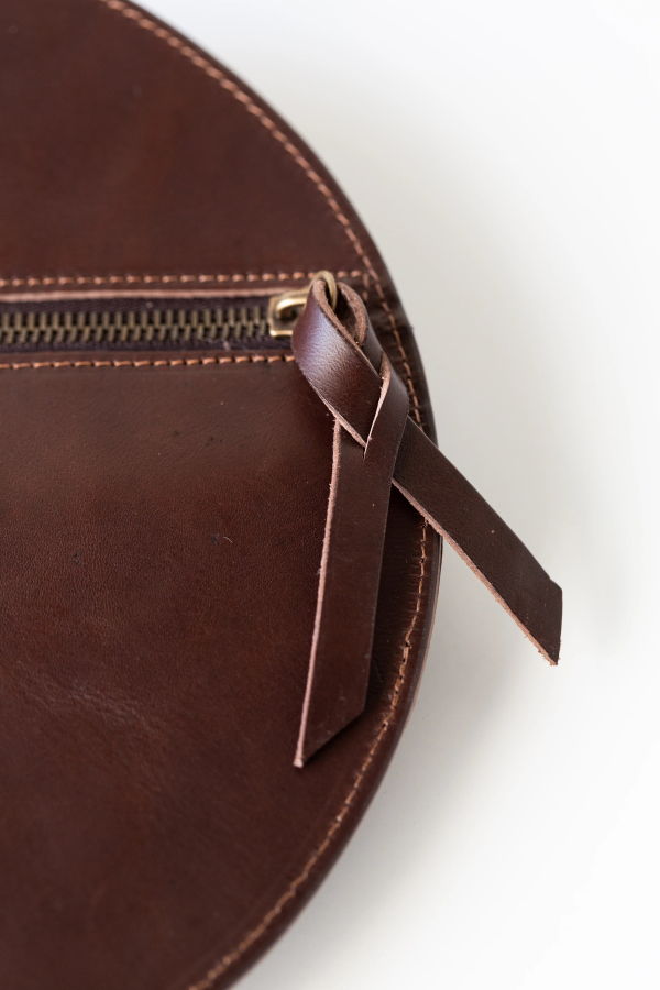 Harper the Label The Pleated Clutch - Brown